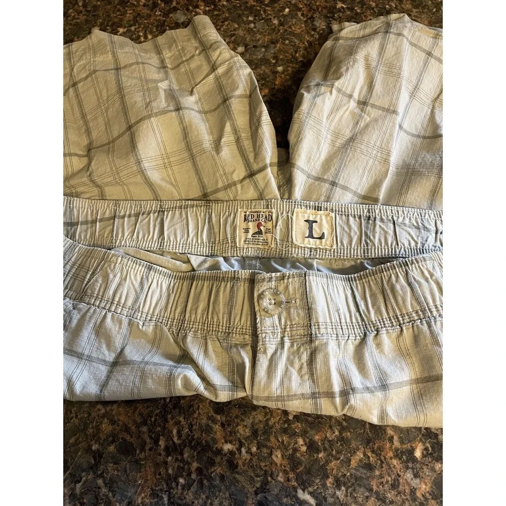 RedHead Brand Co Shorts. Plaid‎ Size Large